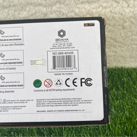 Continental GT3 Toy Car - White and Black - Picture 11 of 11